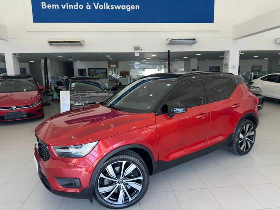 VOLVO XC40 1.5 T5 RECHARGE R-DESIGN GEARTRONIC VOLVO XC40 1.5 T5 RECHARGE R-DESIGN GEARTRONIC